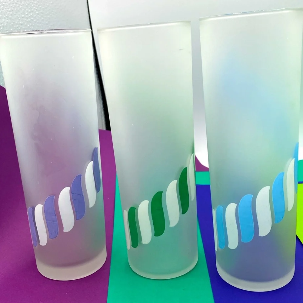 Vintage 1940’s Mid-Century Modern Libbey Candy Stripe Glasses - Picture 3 of 5